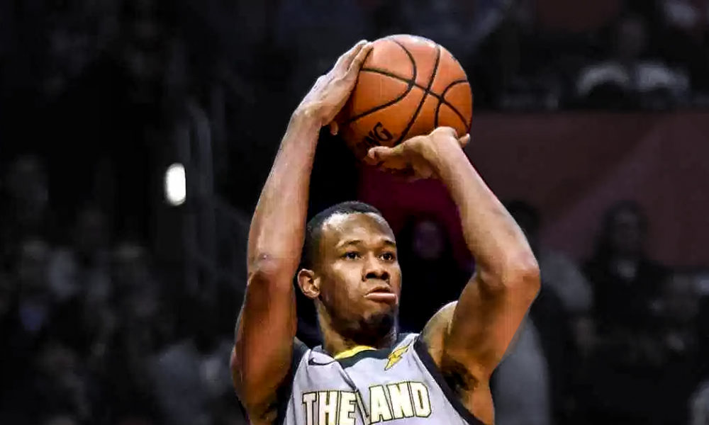Tyronn Lue Reveals What He Told Rodney Hood During Practice Pep-Talk