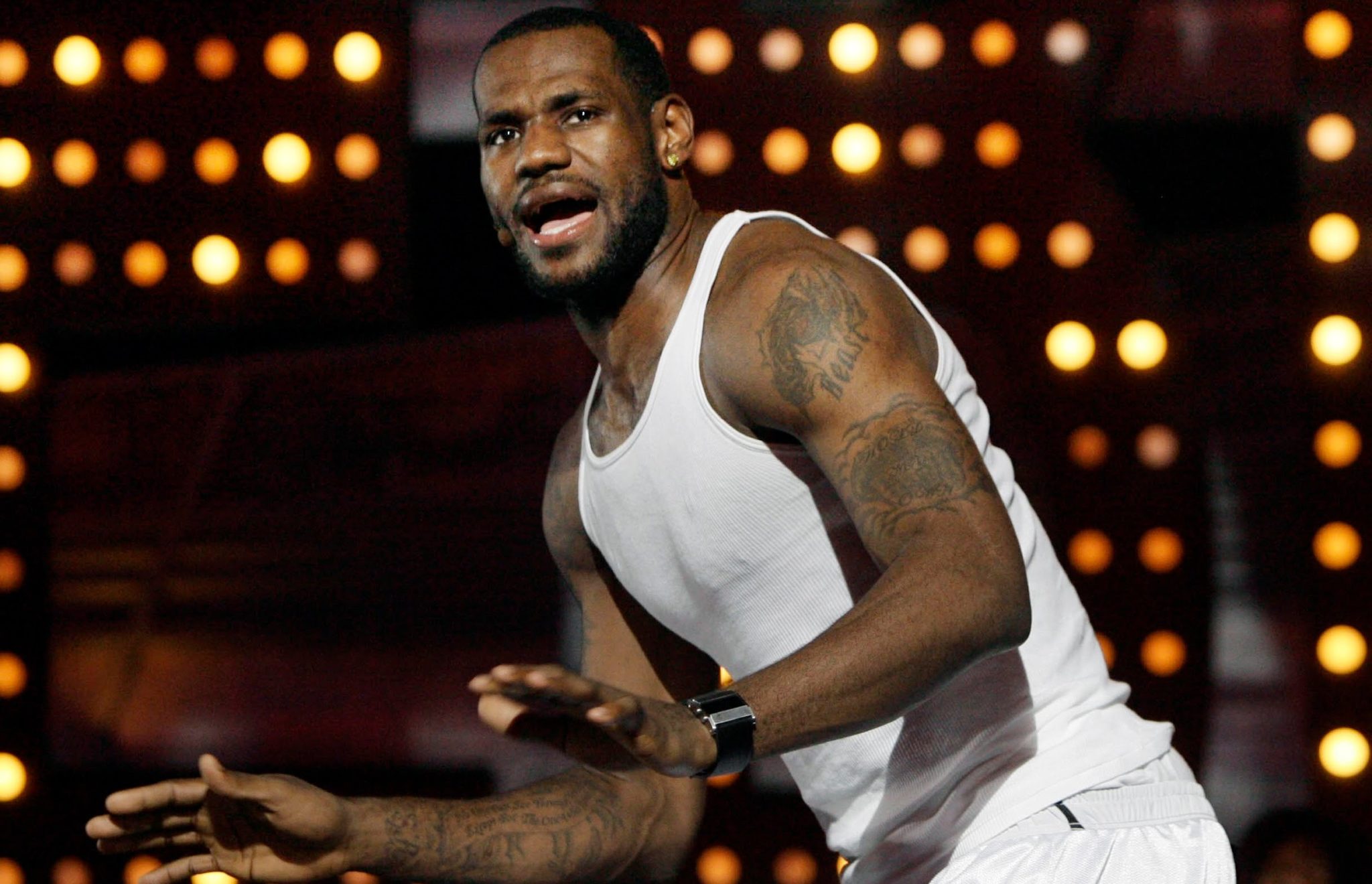 VIDEO LeBron James Gets On Stage At ESPYs AfterParty
