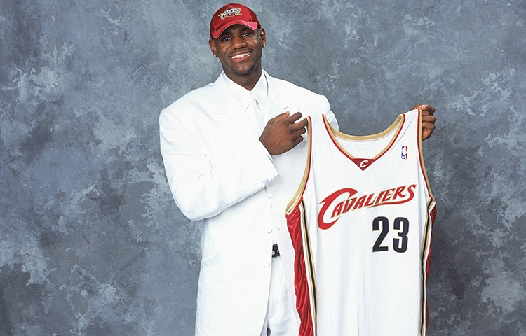 Cavs news: LeBron James gives Indians 