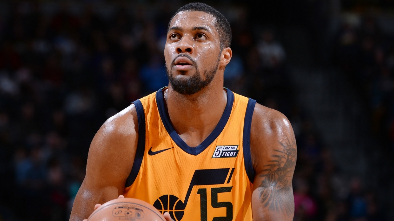 Derrick Favors